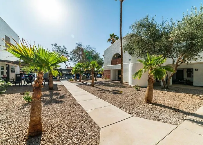 41a Modern Large W Heated Pool Casa Grande